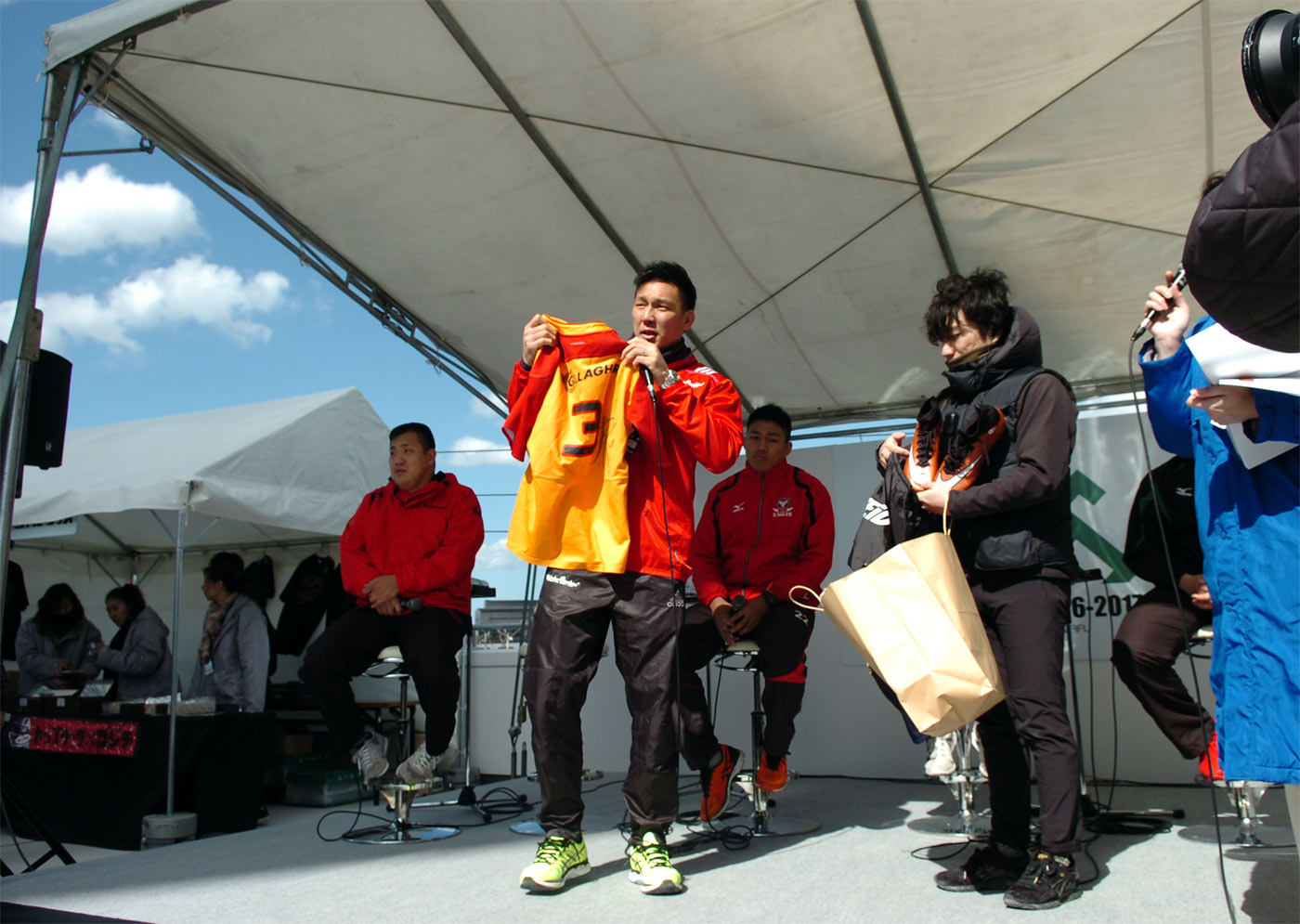 ソニー・ミュージックエンタテインメント プレゼンツ JAPAN RUGBY DREAM MATCH 2017<br>
チャリティーオークション開催中！