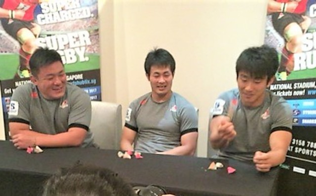 プロモーションイベントに参加した山本選手、福岡選手、中鶴選手